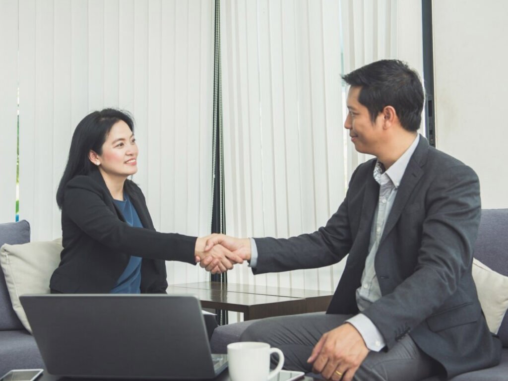 tu-van-giai-phap-kinh-doanh-thuc-chien-03